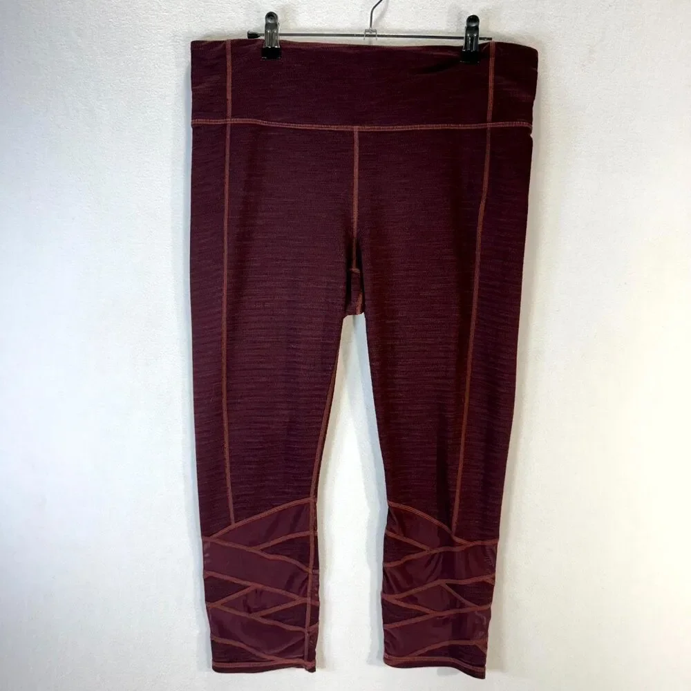 Athleta Maroon‎ Workout Capri Pants Womens Size L